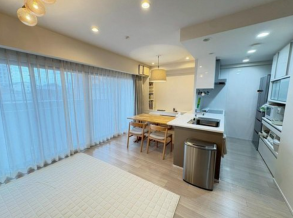 泉佐野市若宮町、マンションの画像です