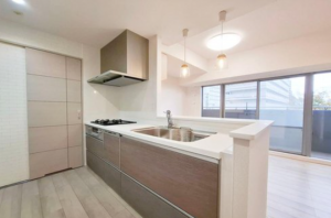 泉佐野市上町、マンションの画像です