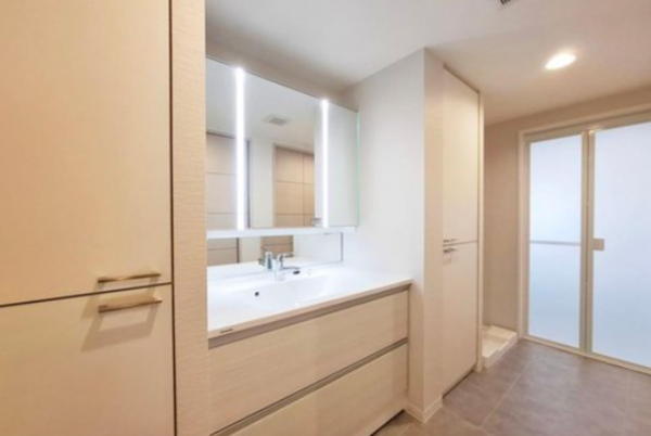 泉佐野市上町、マンションの画像です