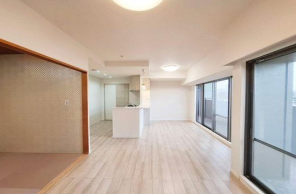 泉佐野市上町、マンションの画像です