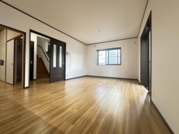 貝塚市海塚、中古一戸建ての画像です