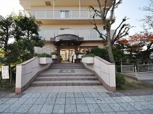 泉佐野市羽倉崎、マンションの画像です