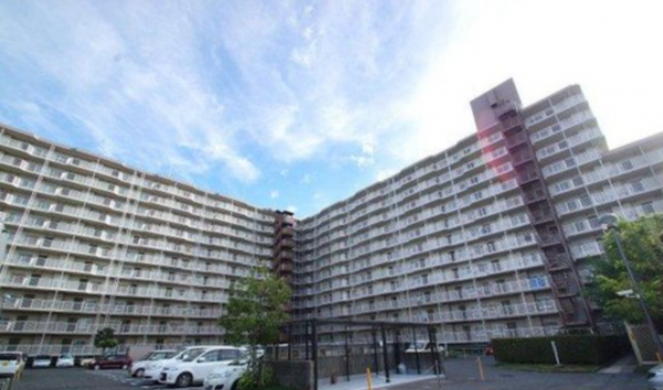 泉佐野市羽倉崎、マンションの画像です