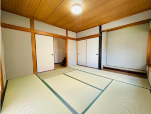 泉佐野市新町、中古一戸建ての画像です