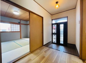 泉佐野市新町、中古一戸建ての画像です