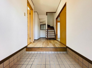 泉佐野市新町、中古一戸建ての画像です