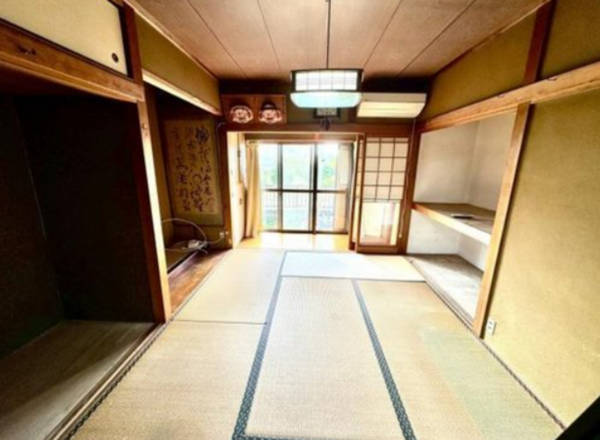 貝塚市麻生中、中古一戸建ての画像です