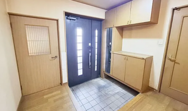 泉佐野市湊、中古一戸建ての画像です