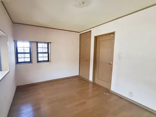 泉佐野市湊、中古一戸建ての画像です