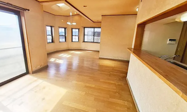 泉佐野市湊、中古一戸建ての画像です