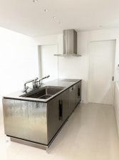 泉佐野市高松東、中古一戸建ての画像です