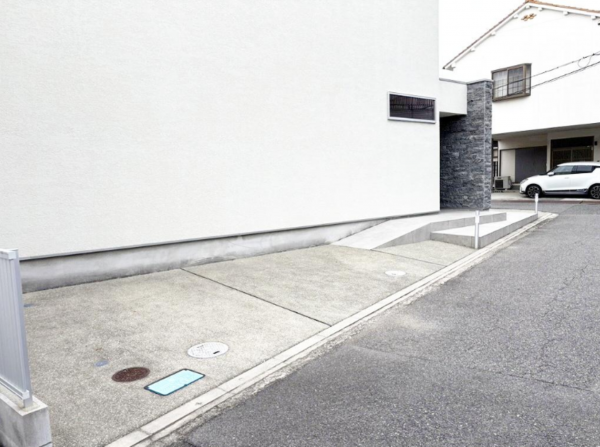 泉佐野市高松東、中古一戸建ての画像です