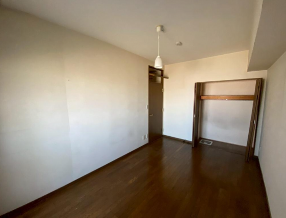 貝塚市海塚、マンションの画像です