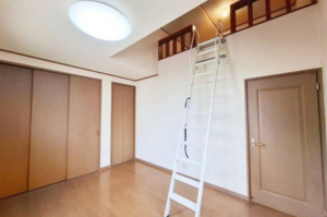 岸和田市上松町、中古一戸建ての画像です