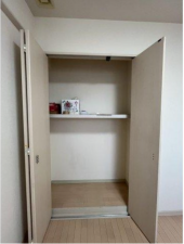 泉佐野市下瓦屋、マンションの画像です