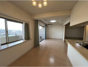 泉佐野市下瓦屋、マンションの画像です