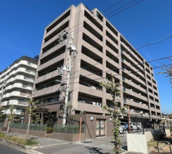 泉佐野市下瓦屋、マンションの画像です
