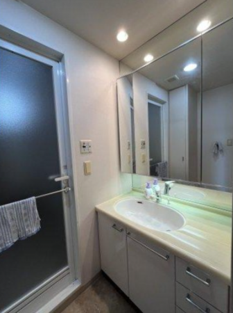 泉佐野市下瓦屋、マンションの画像です