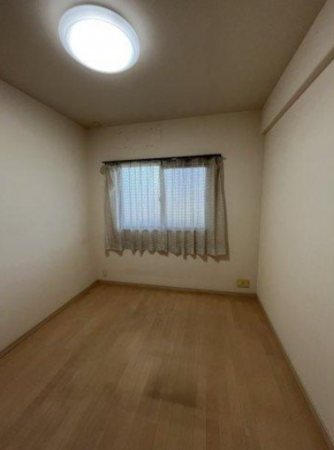 泉佐野市下瓦屋、マンションの画像です