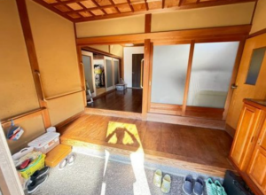 泉佐野市南中安松、中古一戸建ての画像です