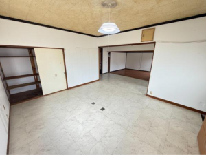 泉佐野市南中安松、中古一戸建ての画像です