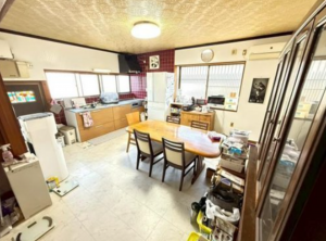 泉佐野市南中安松、中古一戸建ての画像です