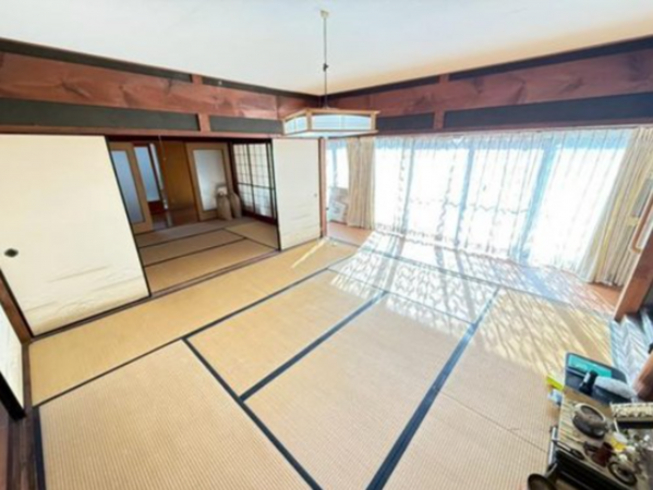 泉佐野市南中安松、中古一戸建ての画像です