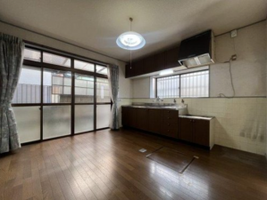 泉南郡熊取町朝代東、中古一戸建ての画像です