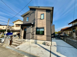 泉南郡熊取町五月ケ丘、中古一戸建ての画像です