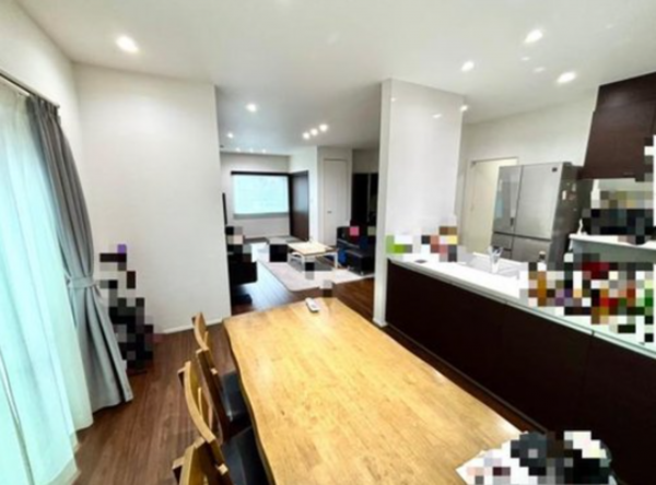 泉南郡熊取町五月ケ丘、中古一戸建ての画像です