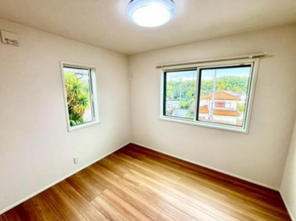 泉南郡熊取町五月ケ丘、中古一戸建ての画像です