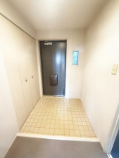 貝塚市二色、マンションの画像です