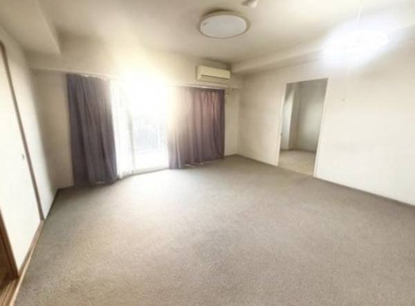 貝塚市二色、マンションの画像です