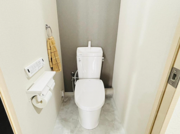 岸和田市港緑町、マンションの画像です