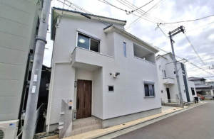 岸和田市藤井町、中古一戸建ての画像です