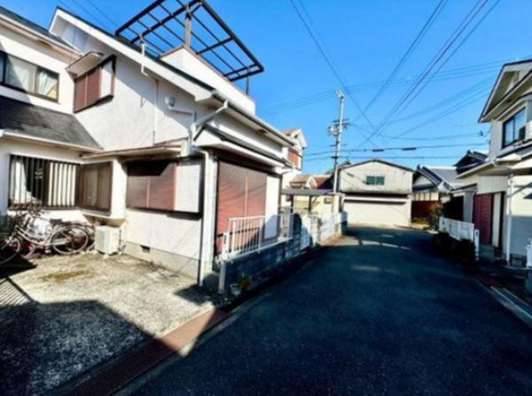 泉佐野市日根野、中古一戸建ての画像です