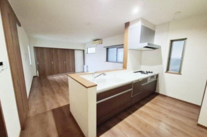 貝塚市窪田、中古一戸建ての画像です