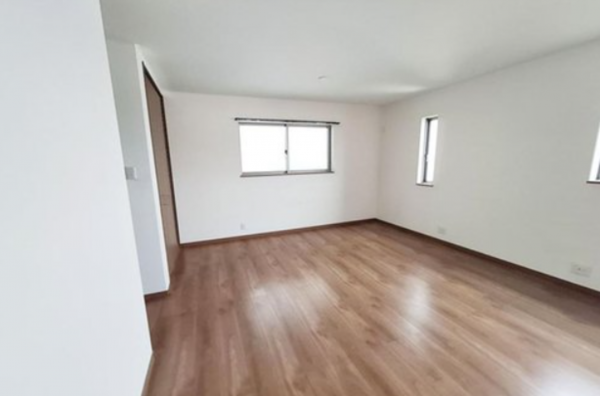 貝塚市窪田、中古一戸建ての画像です