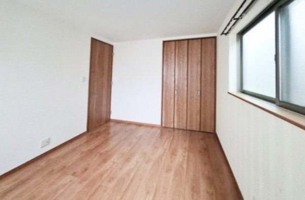 貝塚市窪田、中古一戸建ての画像です