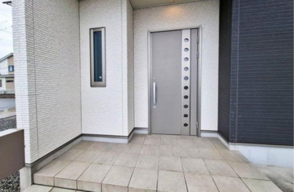 貝塚市窪田、中古一戸建ての画像です