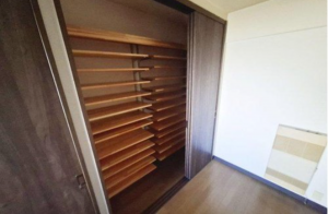 貝塚市清児、マンションの画像です