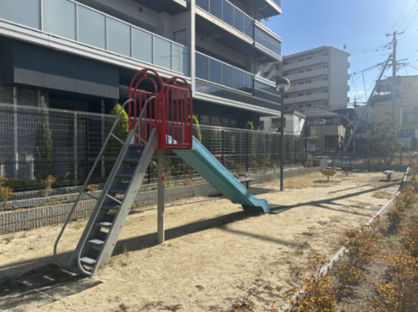 岸和田市沼町、マンションの画像です