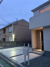 貝塚市久保、新築一戸建ての画像です