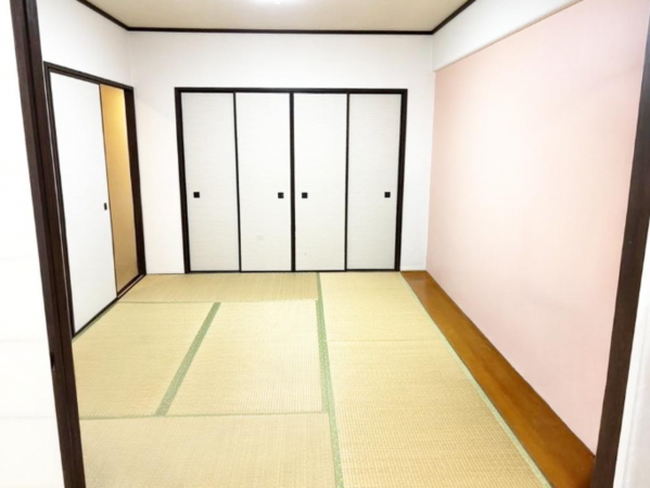 岸和田市下野町、マンションの画像です