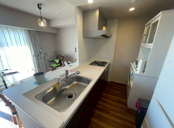 岸和田市沼町、マンションの画像です