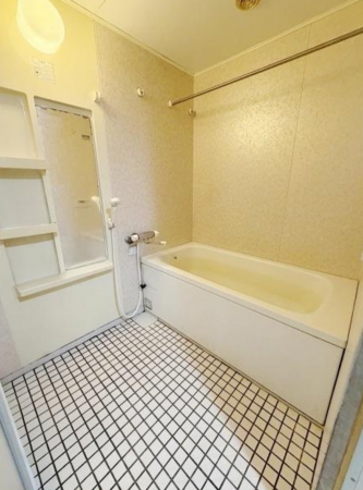 貝塚市清児、マンションの画像です