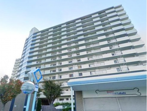 貝塚市清児、マンションの画像です