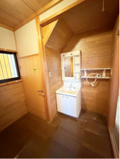 岸和田市下池田町、中古一戸建ての画像です