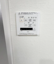 岸和田市港緑町、マンションの画像です