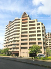 岸和田市港緑町、マンションの画像です